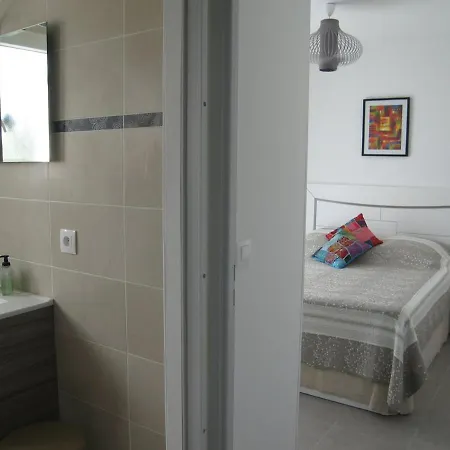 Villa Charmante F4 Avec Jardin, Terrasse Et Garage - St Cyprien Village, Proche Commerces Et - Fr-1-106-40 *