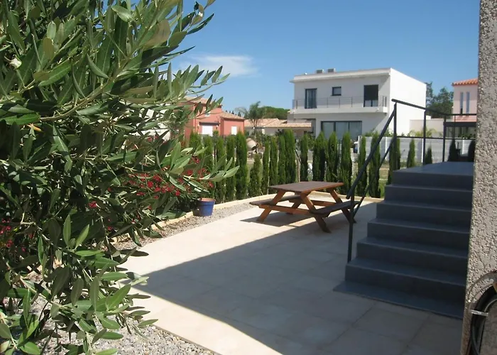 Villa Charmante F4 Avec Jardin, Terrasse Et Garage - St Cyprien Village, Proche Commerces Et - Fr-1-106-40